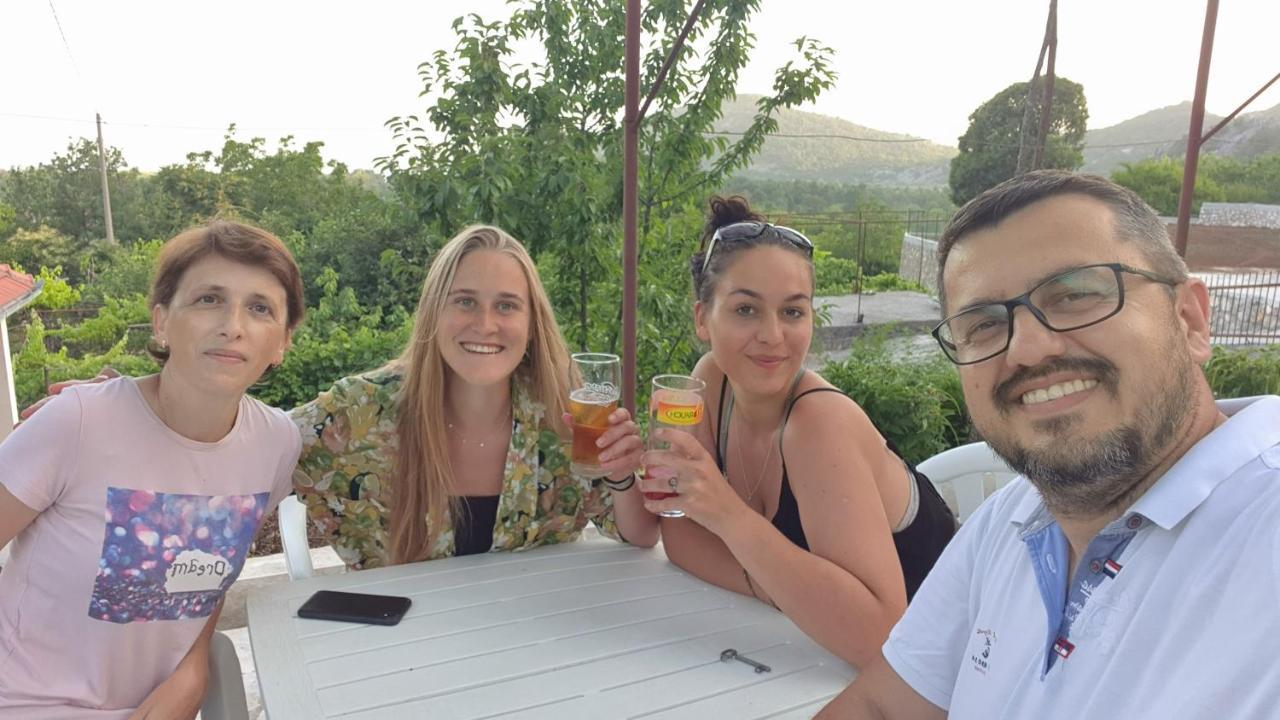 Guesthouse Skadar Lake - Raicevic 비르파자르 외부 사진